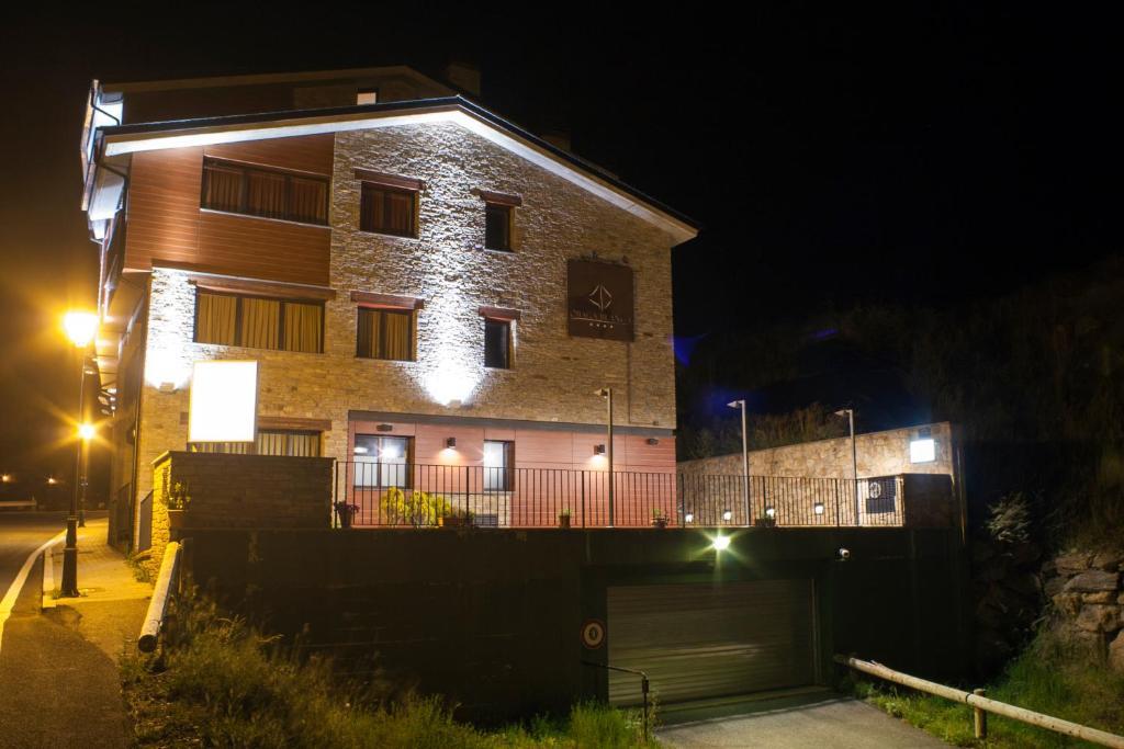 Obaga Blanca & Spa Hotel Canillo Exterior photo