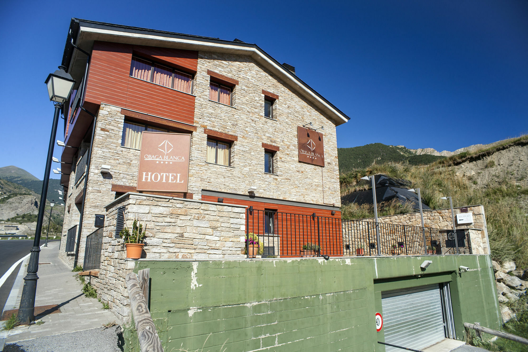 Obaga Blanca & Spa Hotel Canillo Exterior photo